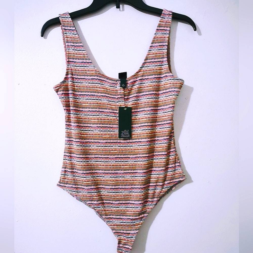 STRIPED RETRO 70's STYLE GROOVY PATTERN BODYSUIT SIZE XS